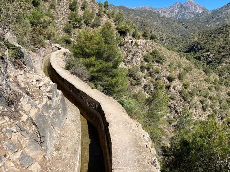 Frigiliana: Río Higuerón, Acequia