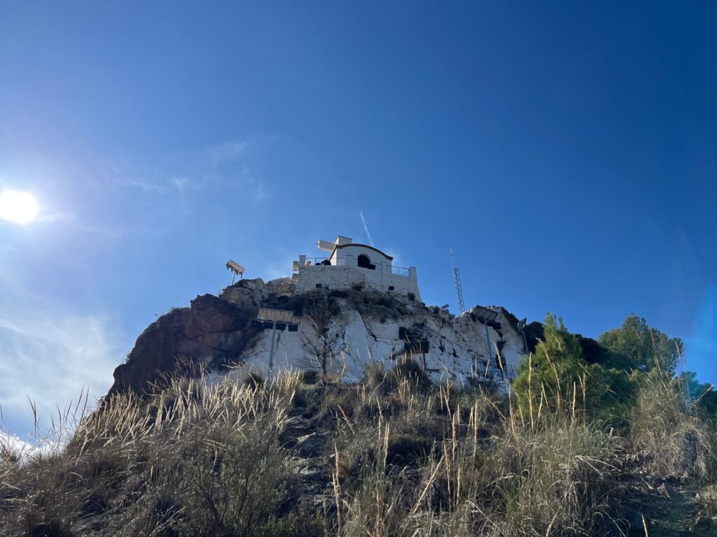 Pinos del Valle: Cristo del Zapato